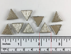 1000pcs 1074 Brass Nailheads Tri Angeles