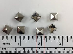 1000pcs 706 Brass Nailheads Square
